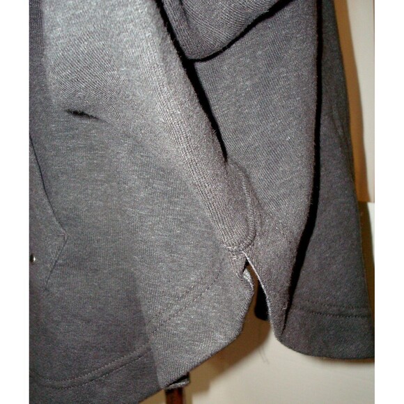 NWT New Womens M PrAna Cozy Up Poncho Charcoal Heather Dark Gray Pocket - Picture 10 of 10